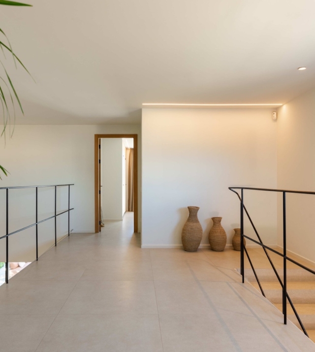 Resa Estates Ibiza finca jesus for rent longterm entrance house upper floor.jpg